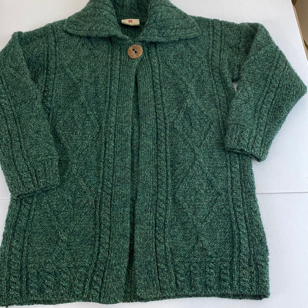 Carraigdonn Dark Green Chunky Single Button Ireland 100% Wool Sweater